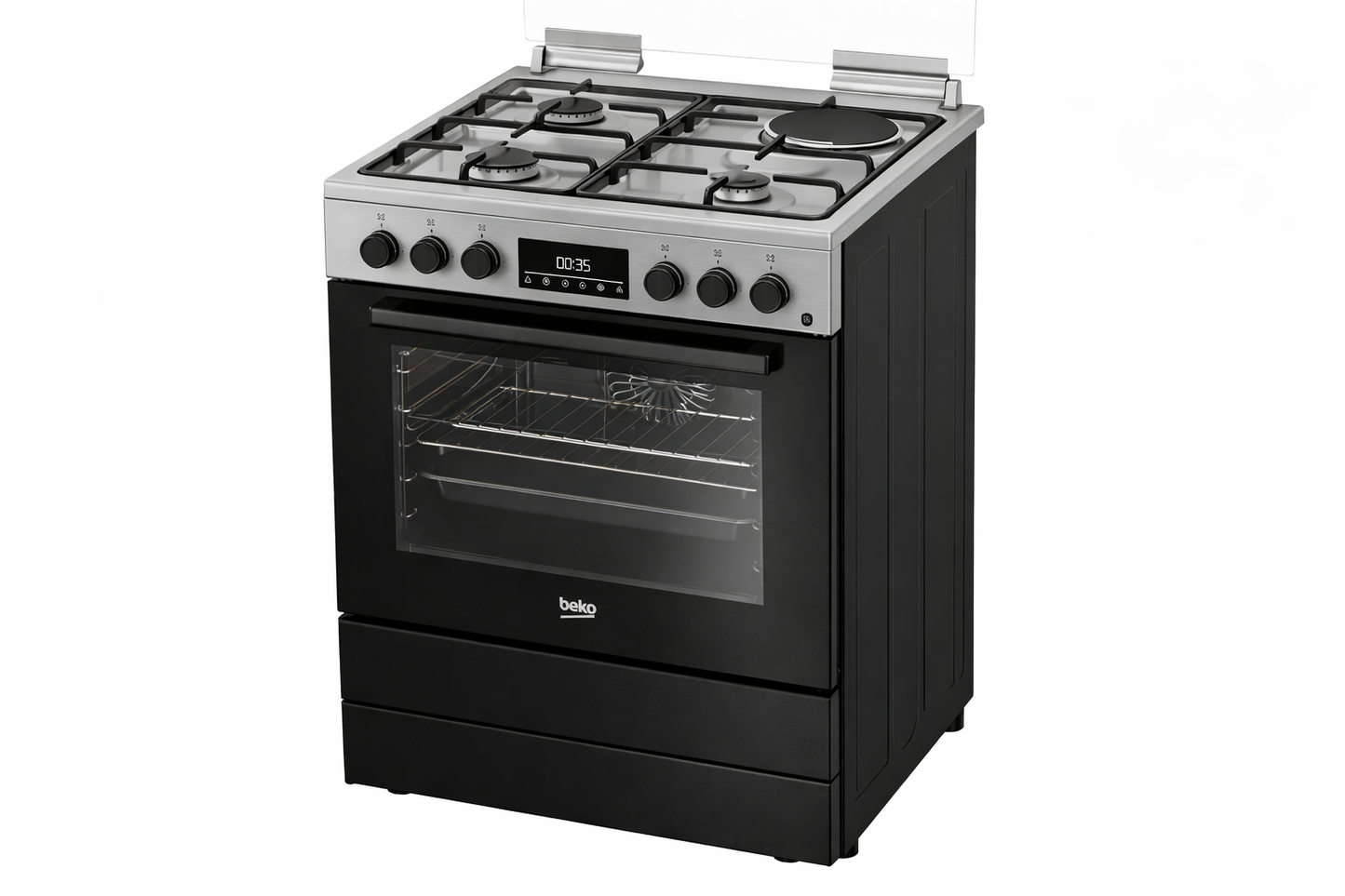 Cuisinière BEKO en utilisation avec cuisson de plusieurs plats
