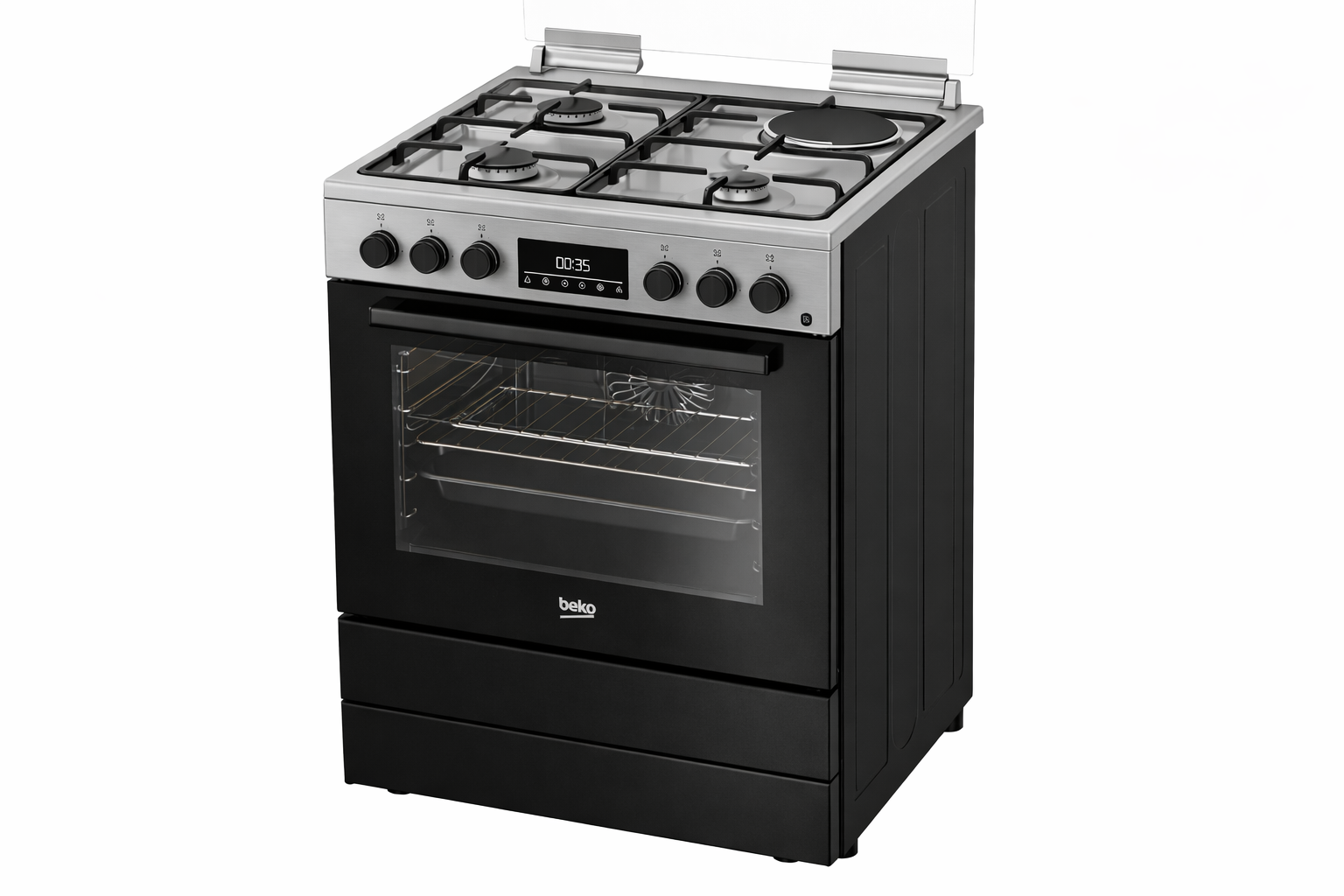 Cuisinière BEKO en utilisation avec cuisson de plusieurs plats